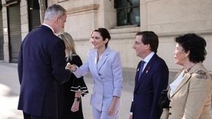 Díaz Ayuso asiste a la Misa del Corpus Christi con el Papa en Madrid