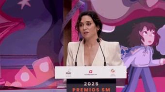 Díaz Ayuso destaca el poder de los libros para combatir la soledad y la mentira