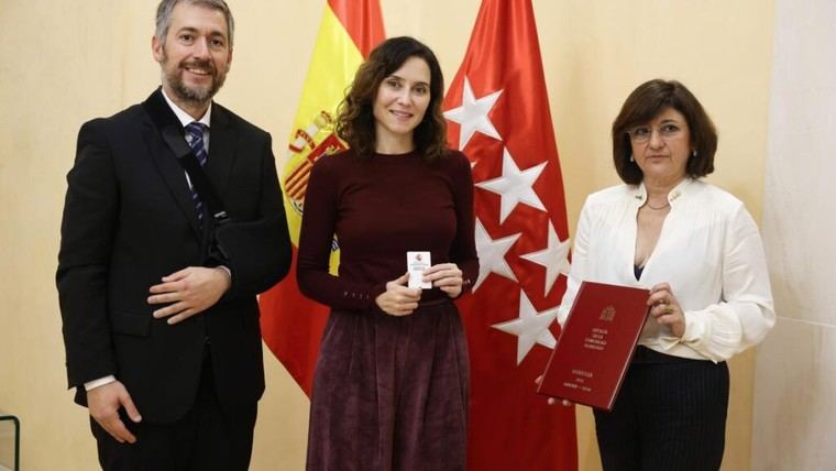 Díaz Ayuso recibe la Memoria de la Fiscalía de Madrid 2024