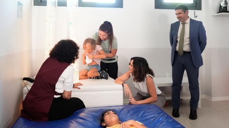 Díaz Ayuso respalda los centros de Educación Especial como espacios de aprendizaje esenciales