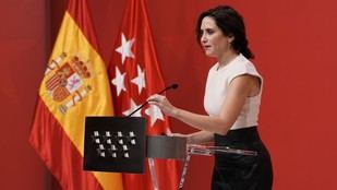 Díaz Ayuso alerta sobre el riesgo de perder la democracia en España