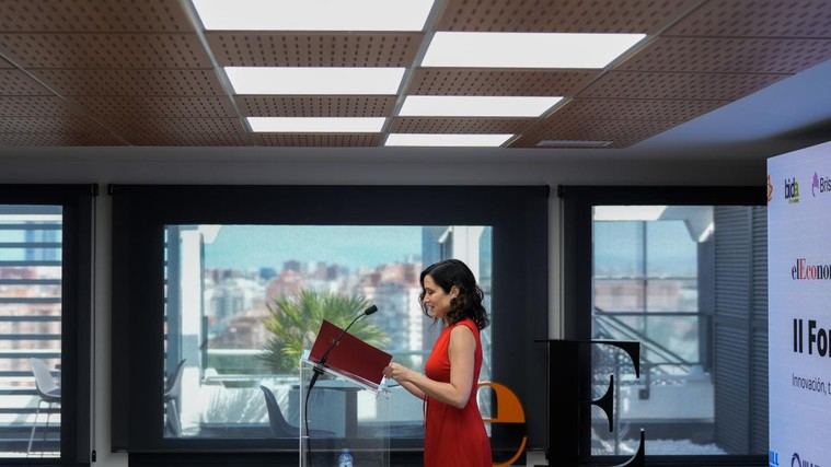 Aumento salarial para enfermeros en centros de salud de difícil cobertura en Madrid