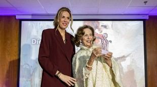 Pozuelo reconoce a Nati Cañada con su primer Premio 8 de Marzo