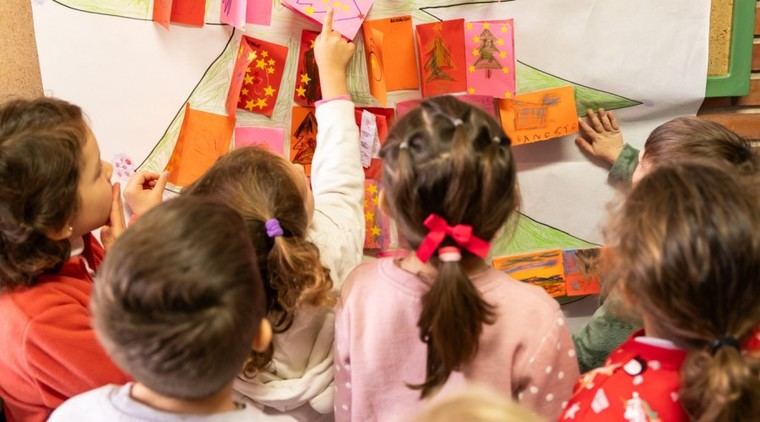El Ayuntamiento abrirá colegios en Semana Santa para ayudar a las familias