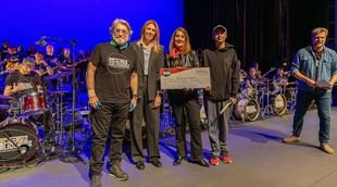 Concierto benéfico 'Rockeros Solidarios' llena el Teatro MIRA y recauda fondos para niños con cáncer