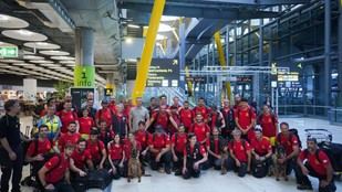 Regresa equipo de rescate de Madrid tras ayudar en terremotos en Venezuela