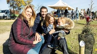 Pozuelo planta 163 árboles en homenaje a bebés nacidos en 2024 y 2025