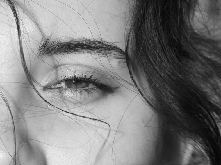 Cirugías de la mirada: cuando elevar las cejas también cuenta