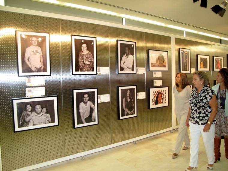 Pozuelo acoge la exposición PHOTOWORK de Cruz Roja Madrid