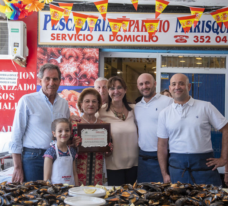 La Fiesta del Comercio y Ocio congrega a cientos de vecinos en el centro de Pozuelo