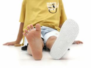 La marca que transforma la manera de calzar a la infancia (y a sus familias)
 