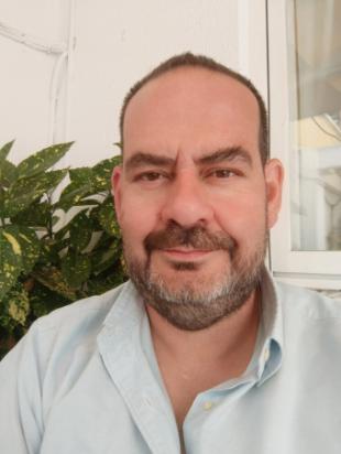 ¿Quién es Fernando Aguilar, candidato a la alcaldía por Podemos-Alianza Verde?