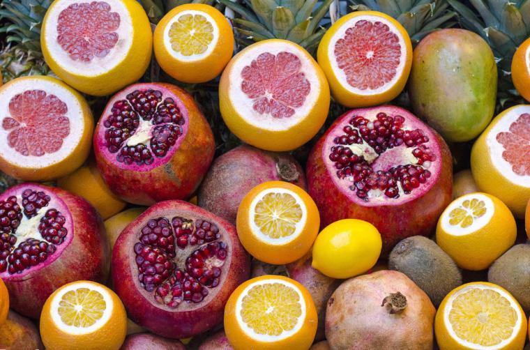 Estos son los alimentos y ejercicios que te ayudarán a reducir la alergia primaveral