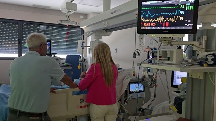 Hospital 12 de Octubre permite visitas familiares las 24 horas en UCI