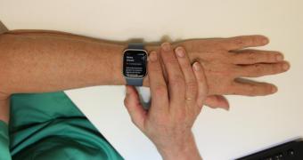 El Hospital público Clínico San Carlos de la Comunidad de Madrid detecta, con un smartwatch, una arritmia grave en un paciente