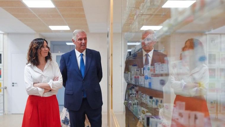 Díaz Ayuso destaca la importancia de invertir en tecnología para enfrentar el envejecimiento y mejorar la sanidad