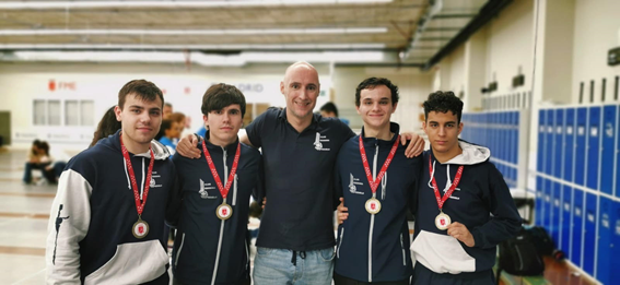 El Club Esgrima Pozuelo tercero en el Campeonato de Madrid júnior por equipos