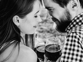 El vino tinto en la relación en pareja