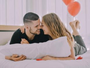 Mantener relaciones durante el periodo puede ayudar a reducir el dolor menstrual