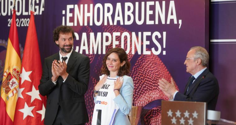 Díaz Ayuso felicita al Real Madrid de Baloncesto por su undécima Copa de Europa ensalzando su 'receta': 'Equipo, perseverancia y triunfo'
