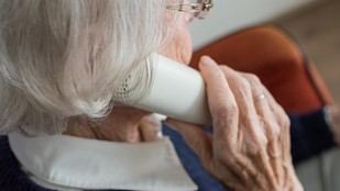Madrid apoya a mayores rurales en la lucha contra la soledad con tecnología