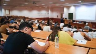 Madrid centraliza las pruebas de acceso a la universidad para mayores de 25 años