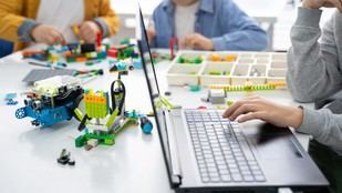 Madrid invierte 9,3 millones en robótica educativa para colegios e institutos