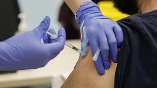 Madrid invierte 18,5 millones en vacunas contra la gripe para 2026/27