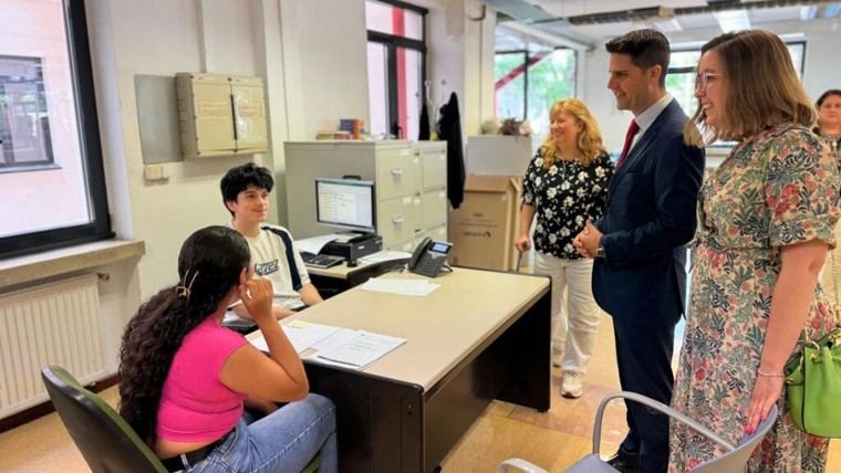 La Comunidad de Madrid coordina prácticas para 50.000 estudiantes de FP en más de 22.000 empresas