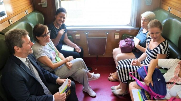 Presentan guía de lectura fácil para el tren turístico de Felipe II