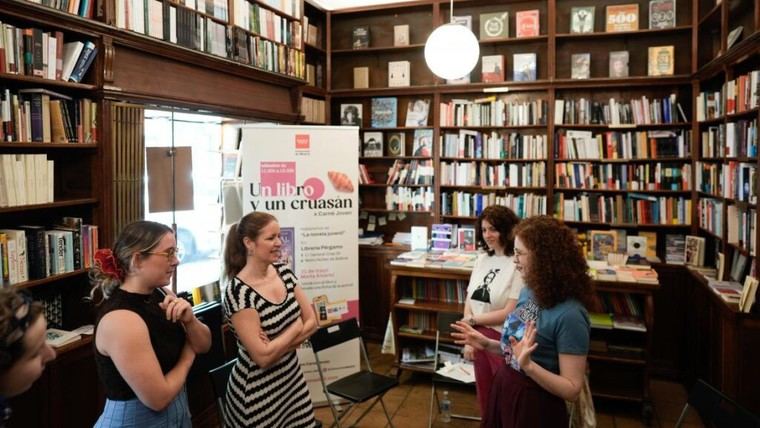 Desayunos literarios para jóvenes en Madrid