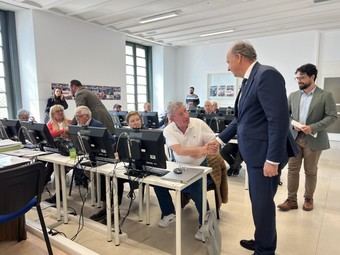 Casi 3.000 madrileños capacitados en habilidades digitales en siete meses