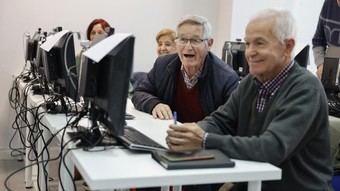 Más de 10.000 personas se capacitan en nuevas tecnologías en Madrid
