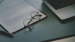 Formación para cuidadores y profesionales sobre Alzheimer en Madrid