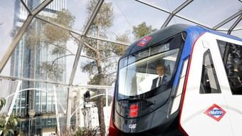 Inauguran exposición de maquetas de nuevos trenes de Metro en Madrid