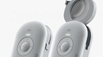 La Comunidad de Madrid mejora la accesibilidad en bibliotecas con lupas inteligentes