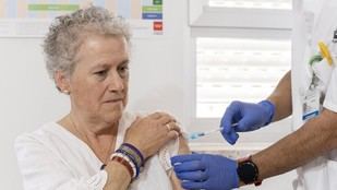 Madrid destina 12,5 millones a vacunas contra el VRS para mayores de 80 años