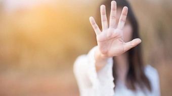 Madrid destina 2,6 millones para apoyar a mujeres víctimas de violencia y trata