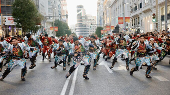 Gran Vía se llenará de música y color en la cabalgata de Hispanidad 2026