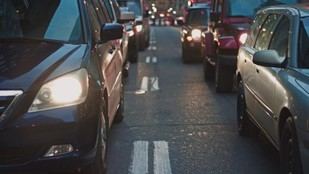 Consejos de seguridad vial para la operación salida de agosto en Madrid