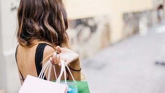 Madrid impulsa su campaña de turismo de compras en 20 países