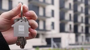 Madrid impulsa la construcción de 3.404 viviendas de alquiler asequible con 63 ofertas recibidas