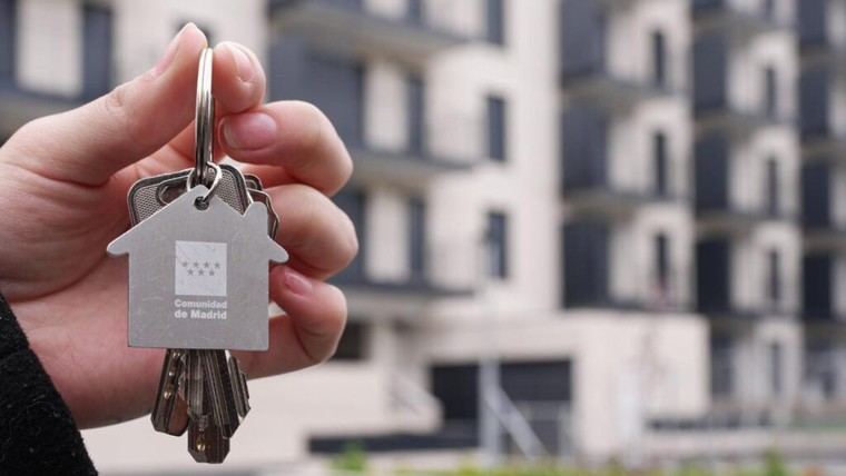 Madrid impulsa la construcción de 3.404 viviendas de alquiler asequible con 63 ofertas recibidas