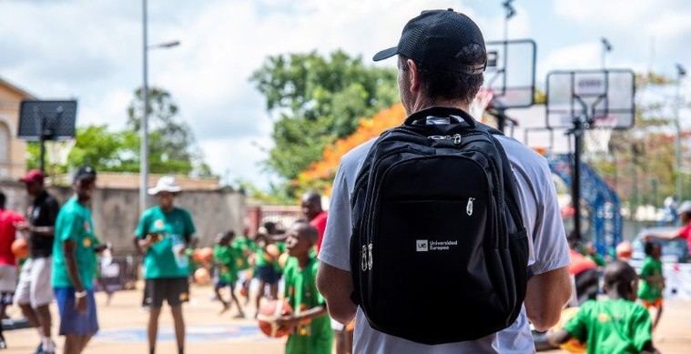 Universidad Europea promueve el Mini Baloncesto en África para el desarrollo infantil