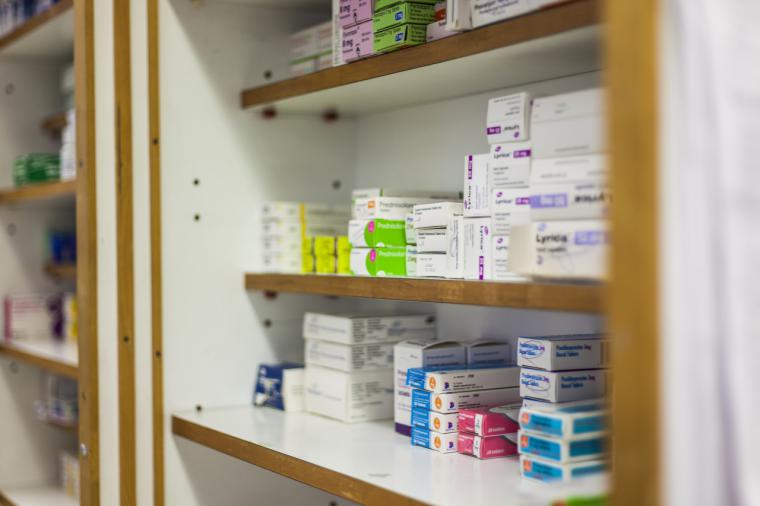 La Comunidad de Madrid establece un protocolo para la entrega de medicamentos a domicilio por las oficinas de farmacia