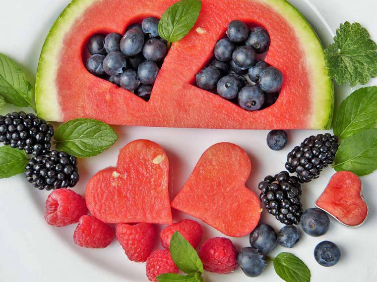Estos alimentos potencian el bronceado y protegen tu piel