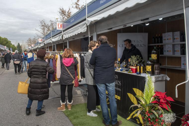 Los comerciantes de Pozuelo ya pueden presentar la solicitud para participar en la próxima Feria del Regalo Navideño