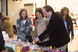 De compras solidarias en Pozuelo