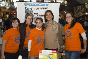 De compras solidarias en Pozuelo