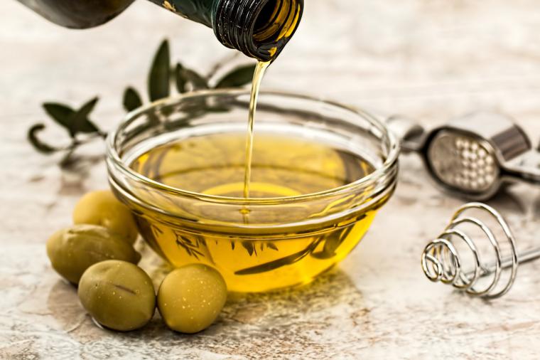 ¿Qué cantidad de aceite de oliva tengo que tomar a diario para beneficiarme de sus propiedades saludables?